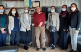 Ak Kadınlar muhasebecileri unutmadı