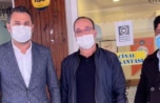 Alanya Ak Parti esnafa çay dağıttı