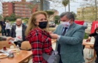 Alanya CHP’ye 20 yeni üye törenle katıldı