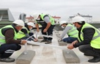 Antalya Büyükşehir Belediyesi enerjisini güneşten...