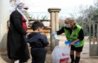 Antalya’da 364 bin litre Halk Süt dağıtıldı