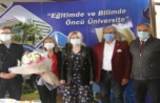 AÜ Rektörü Özlenen Özkan: "Yeni normalleşme...