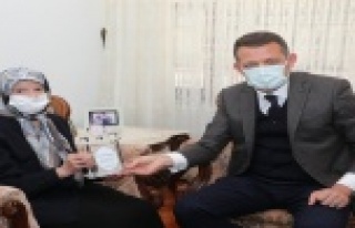 Kaymakam Ürkmezer Alanyalı hayırsever Fatma Nimet...