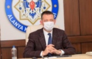 Kaymakamdan Alanyalılara Covid-19'la ilgili...