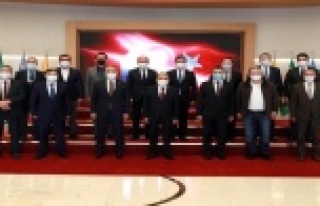 Muhittin Böcek: “ Sporun siyaseti olmaz”