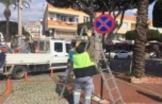 Trafik levhaları Alanya'da yenileniyor