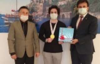 Türkiye birincisi olup Alanya'yı gururlandırdı