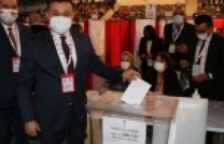 'Türkmen Beyimiz için oyumuzu kullandık'