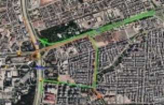 Üniversite Hastanesi durağındaki üst geçit yıkılıyor