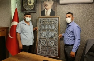 Ahmet Bebeğe 100 bin lira