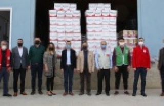 Alanya MÜSİAD 200 yardım kolisi hazırladı