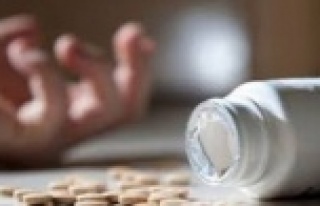 Alanya’da 10 adet hap içen kadın yaşam mücadelesi...