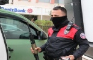 Antalya’da uzun namlulu silahla filme çekmek isteyen...