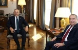 Bakan Çavuşoğlu, Başkan Böcek'i ağırladı