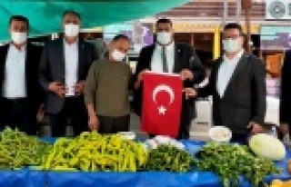 İyi Parti esnafın sorunlarını dinledi