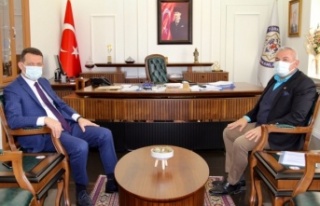 Şahin esnafın taleplerini Kaymakam Ürkmezer’e...