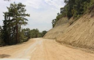 20 kilometrelik Grup Yolu asfalta hazırlanıyor