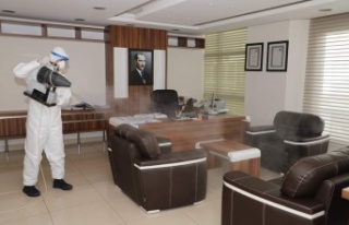 Alanya Belediyesi salgında 8 bin 700 noktayı dezenfekte...