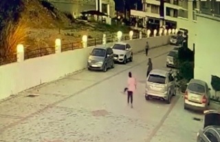 Alanya'da site bahçesinde darp edilen öğretmenin...