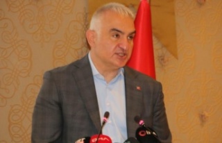 Alanya'ya Rus turist ne zaman gelecek? Bakandan...