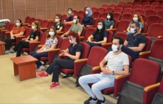 ALKÜ'de yoğun bakım hemşirelerine online...