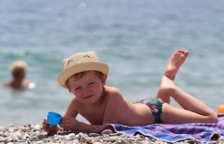 Antalya'da termometreler 35'i gördü