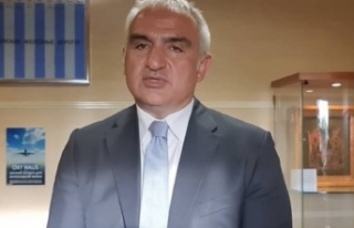 Bakan Ersoy'dan Alanyalı turizmciyi ilgilendiren...