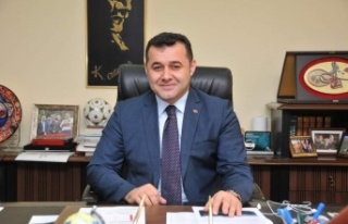 Başkan Yücel Anneler Gününü kutladı