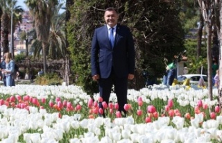 Başkan Yücel 'Kadir geceniz mübarek olsun'