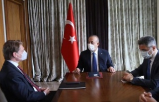 Çavuşoğlu: Alman turistleri Türkiye'ye bekliyoruz