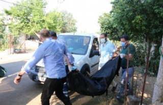Kafasına poşet geçirip piknik tüpünün gazıyla...