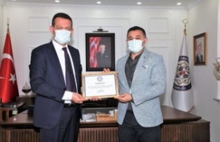 Kaymakam Ürkmezer'den anlamlı teşekkür