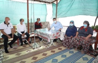 Kaymakam Ürkmezer'den şehitlerimizin ailelerine...