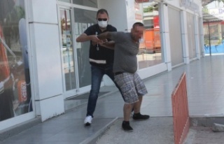 Kısıtlamayı ihlal etti, "Savcı akrabam var"...