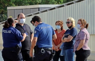 Morg kapısında teşhis kuyruğu