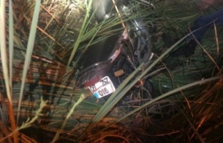 Motosiklet dereye uçtu: 1 yaralı var