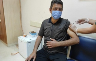 Muhtarlar aşılanmaya başladı