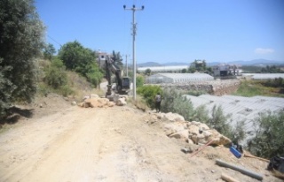 Toslak ve Türkler Mahallelerindeki yollar genişletiliyor
