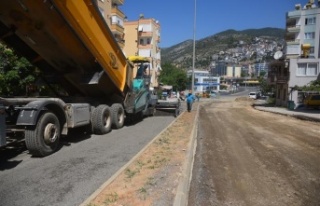 Yeni Prestij Caddesi'nde hummalı çalışma