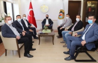 Yücel'den MHP ile proje zirvesi