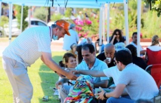 Alanya Belediyesi velileri ve öğrencileri unutmadı