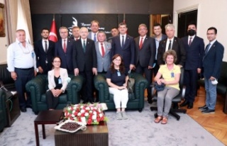 Alanya CHP, Kemal Kılıçdaroğlu ile buluştu