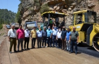 Alanya Demirtaş-Sapadere grup yolu asfaltlanıyor