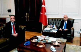 Alanya esnafının talebi bakan Soylu'da