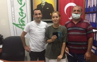 Alanya'da 2 taksiciden takdir edilecek davranış