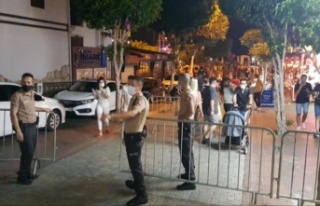 Alanya'da barlar sokağında maske zorunluluğu