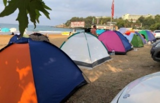 Alanya'yı çadırkente çevirdiler