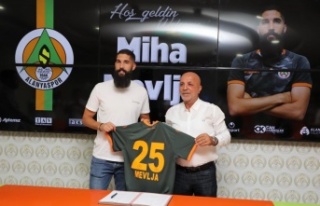 Alanyaspor, Slovenyalı stoperle ile 3 yıllık sözleşme...