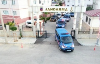 Antalya'da tefecilik operasyonu: 25 gözaltı