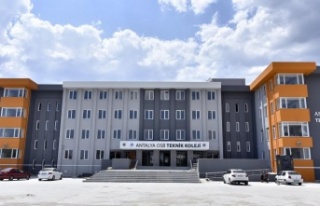 Antalya OSB Teknik Koleji yeni eğitim-öğretim yılına...